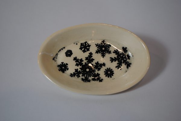 Handbuilt Holiday Ceramics: Create with Clay Forms & Transfers - Image 4