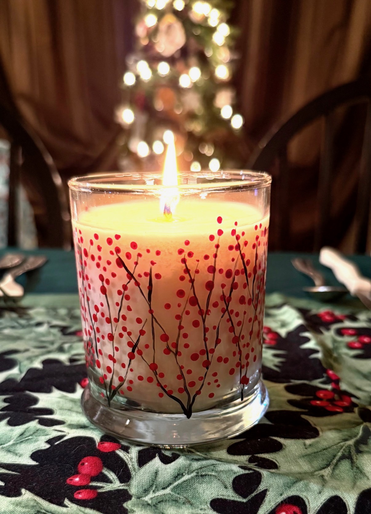 Paint & Pour: Holiday Candle Making - Image 2